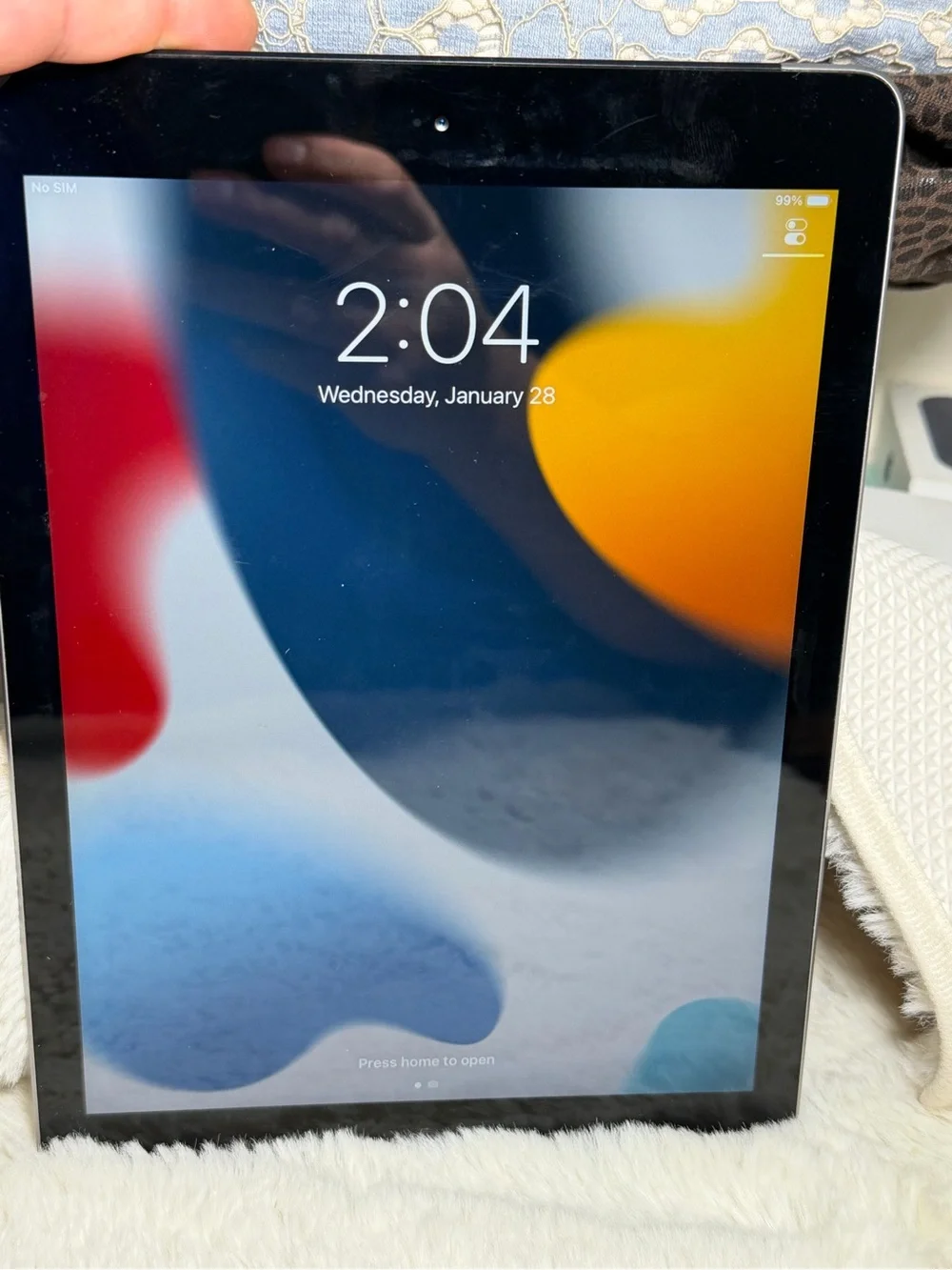 Apple iPad 6 th generation. Charger port defective